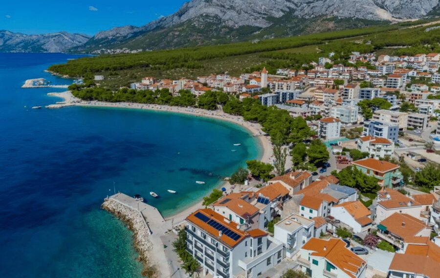 Makarska: Sea kayaking & snorkeling adventure - MPL Nautika - Bratuš: the best place to swim and snorkel