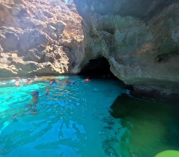 Mallorca: Sea Caves Kayaking Tour, Snorkeling & Snack - Meeting the guides and getting ready at Playa Restaurante Panoramica