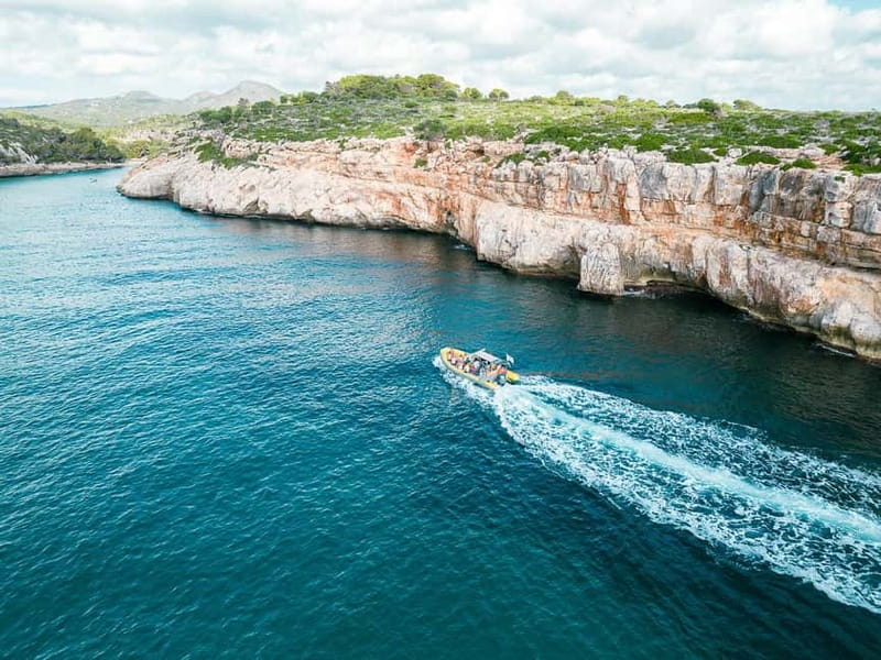 Mallorca: Snorkeling in the Natural Park by Boat - Cruising toward Cala Varques