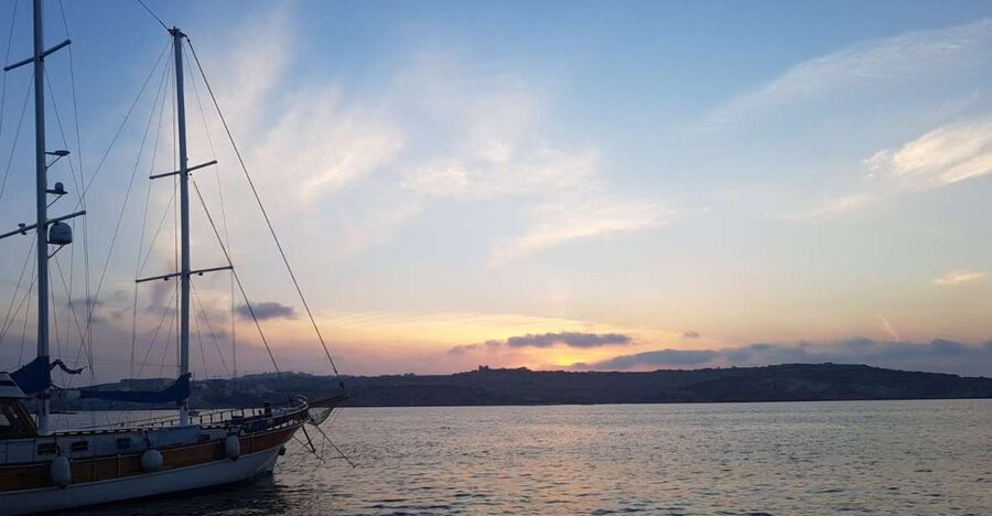 Malta: Blue Lagoon Evening Swim & Snorkel Boat Cruise - Leaving Bugibba Jetty on the Seahorse