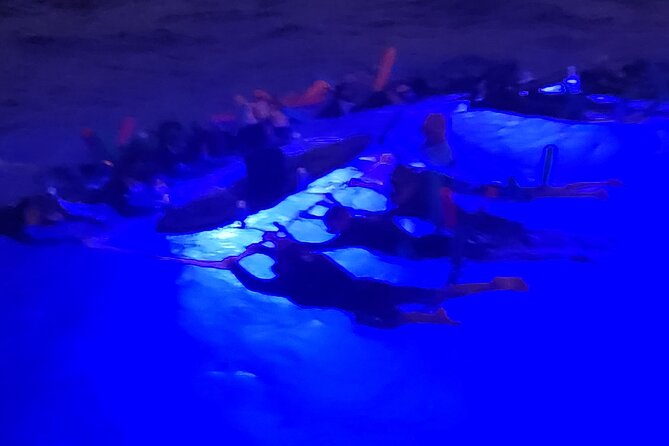 Manta Ray Night Snorkel in Kona - The crew’s safety-first approach