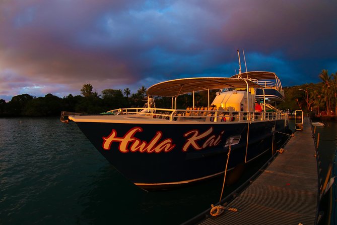 Manta Ray Night Snorkel Tour from Kona - The short ride into the bay