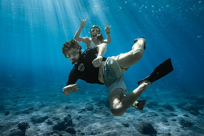Maui: Turtle Town Snorkel with Photo and Video - Swimming out to Turtle Town