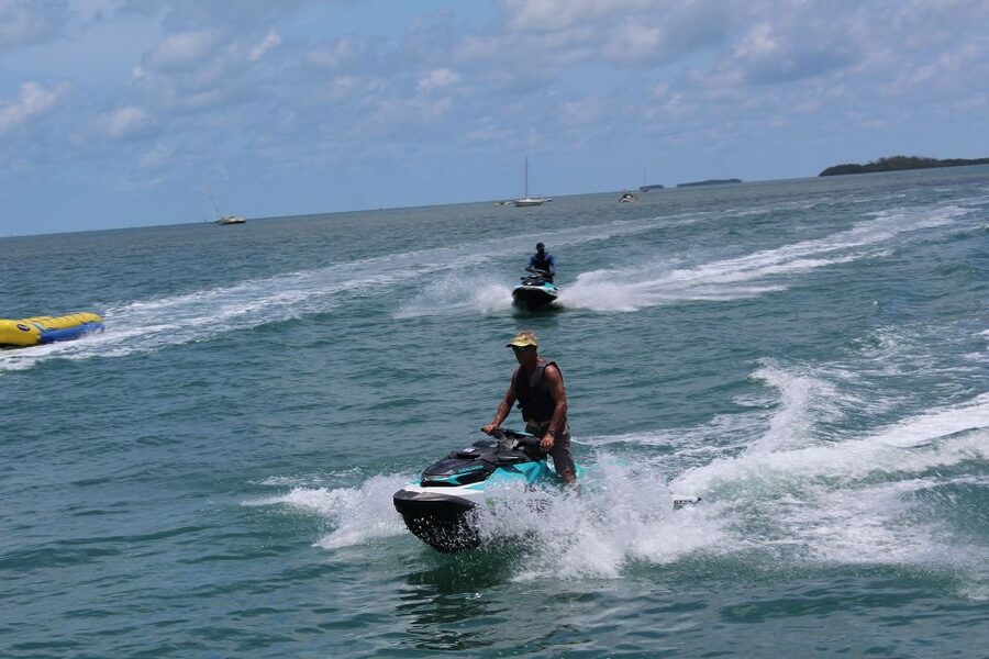 Miami to Key West Shuttle: Dolphin, Snorkeling & More - A long but easy way to reach Key West