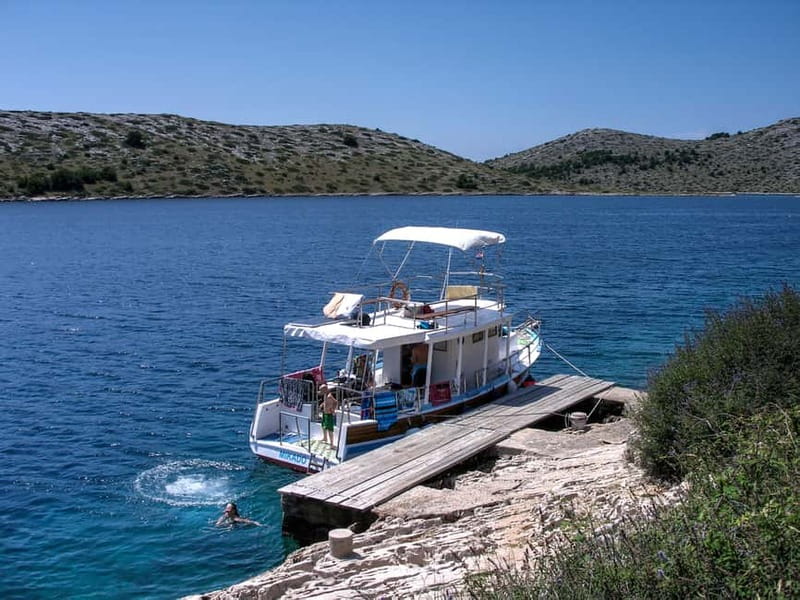 Mikado Kornati Excursion with snorkeling and hiking stops - Lunch and a final swim on Kornat