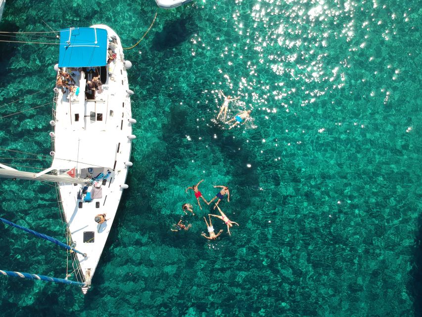 Milos: Milos and Polyaigos Snorkeling and SUP Cruise - The Boat, Group Size, and General Feel
