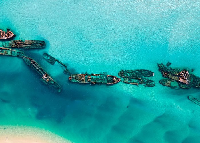 Moreton Island Day Trip (Kayak, Snorkel & Sandboard) frm Brisbane or Gold Coast - Why the guides matter so much