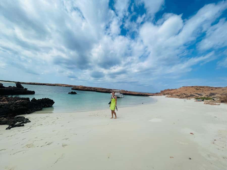 Muscat: Daymaniat Islands Snorkeling Trip with Brunch - Four and a half hours is the right length