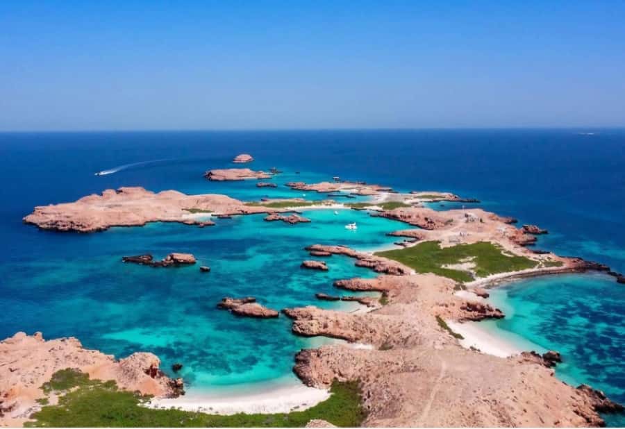 Muscat: Daymaniyat Islands Snorkeling Trip with BBQ Lunch - Why Daymaniyat is one of Muscat’s best sea trips