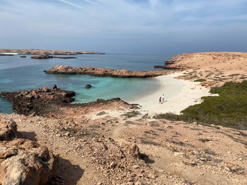 Muscat Oman: Snorkeling adventure to Daymaniyat Island - Kayaks, Paddle Boards, and Time on the Beach