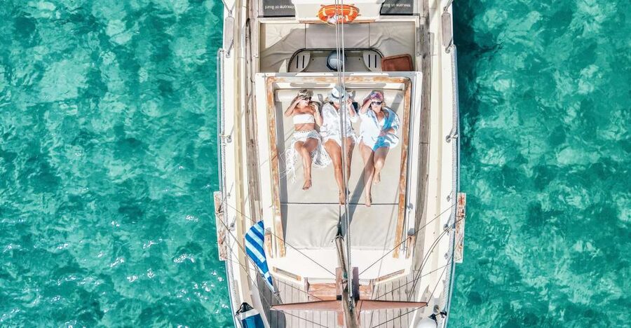 Mykonos: Private Cruise by Wooden Boat with Snorkeling - Why this private Mykonos cruise is different