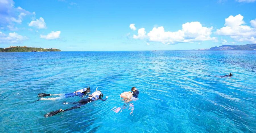 Naha, Okinawa: Keramas Island Snorkeling Day Trip with Lunch - Reaching the Keramas from Naha