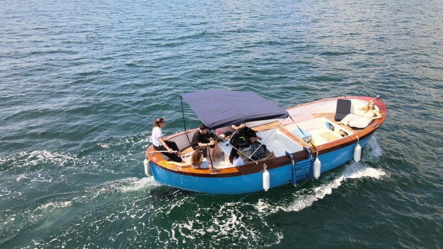 Napoli: Myths & Legends Cruise with Snorkeling - Why seeing Naples from the Gulf changes the city
