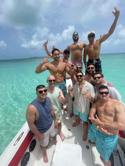 Nassau: 3-Island Snorkel Tour with Pigs, Beach Club, & Lunch - Green Cay: the best stop for sea turtles
