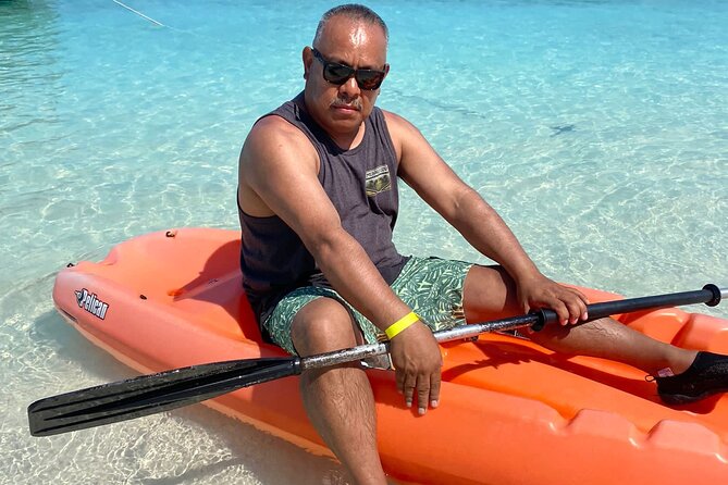 Nassau: Swimming Pigs And Snorkel With Turtles - The crew and the feel onboard