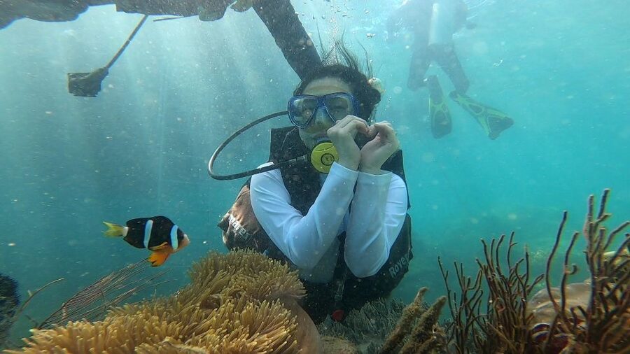Nha Trang: Coral Reef Snorkeling and Floating Bar Party - What kind of boat day is this?