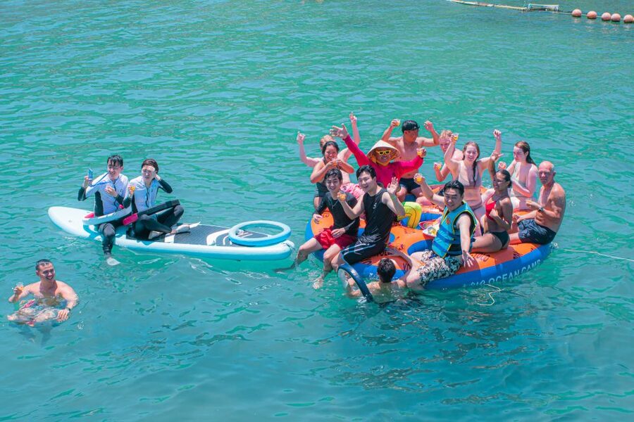 Nha Trang: Coral Reef Snorkeling and Floating Bar Party - Brunch with coffee, fruit, and homemade bakes