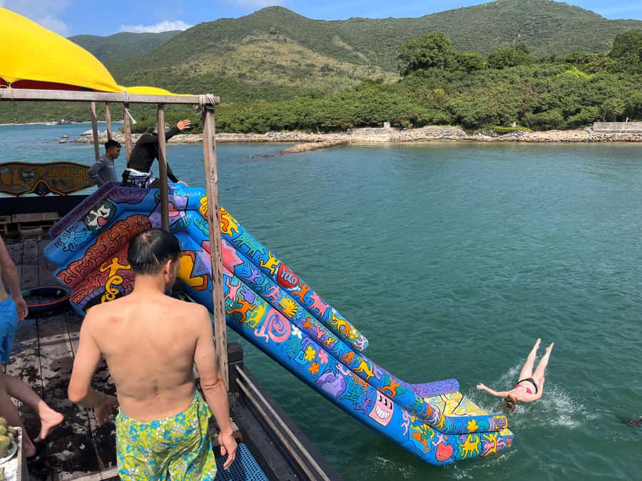Nha Trang: Half-Day Snorkeling Adventure with BBQ Onboard - Food and service are the strongest points
