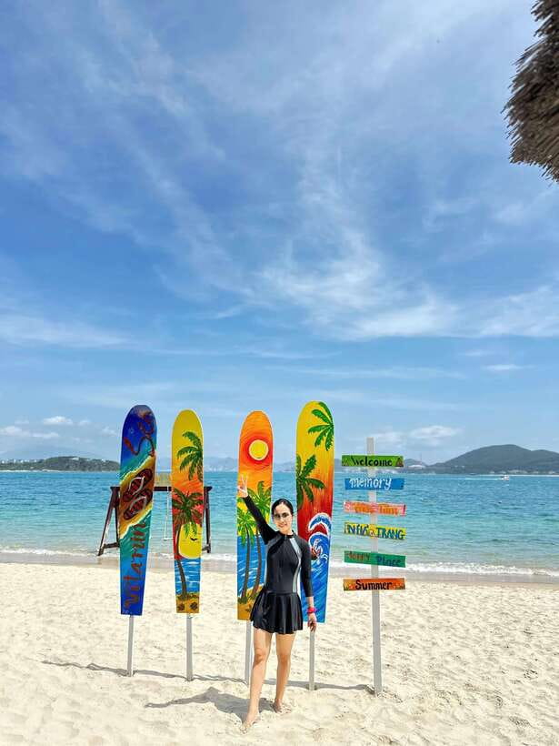 Nha Trang: Hopping Tour, Snorkeling, Boat Party, & BBQ Lunch - Two hours at Tranh Beach