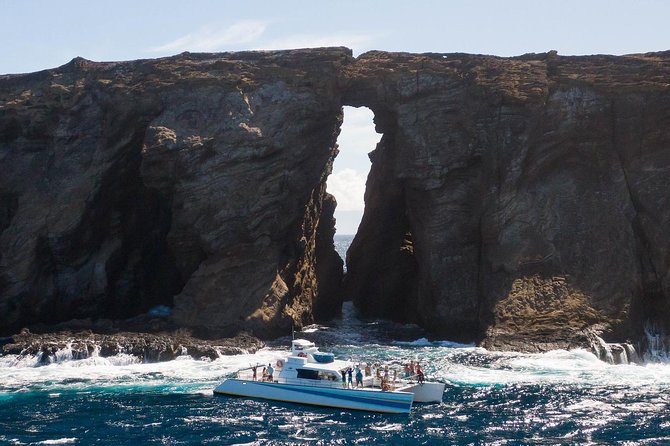 Ni'ihau and Na Pali Coast Snorkel Boat Tour - Rough water, safety, and who should skip it