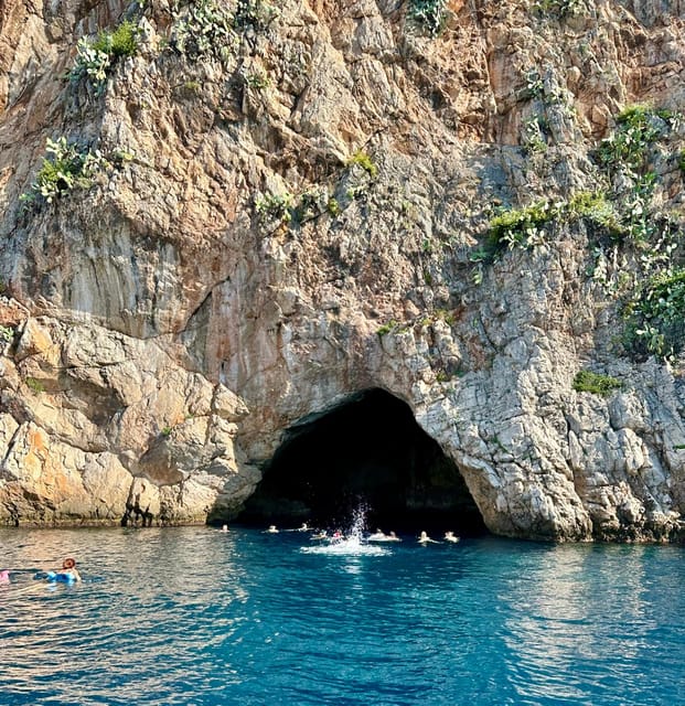 Nice: Mala Caves, Villefranche & Snorkeling Boat Tour - Who will enjoy it most