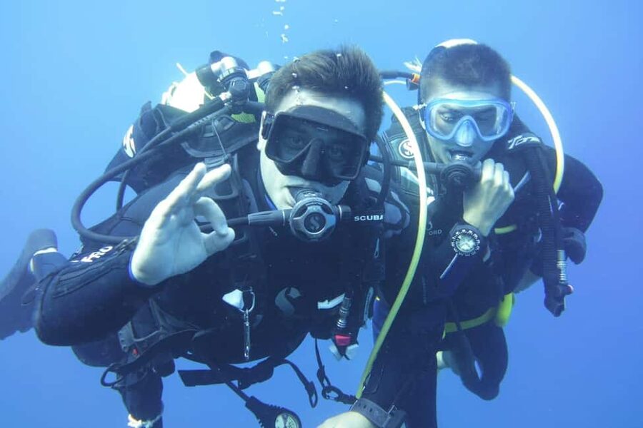 Nice : VIP sea tour with snorkeling & discover scuba - Snorkeling over the selected coastal sites