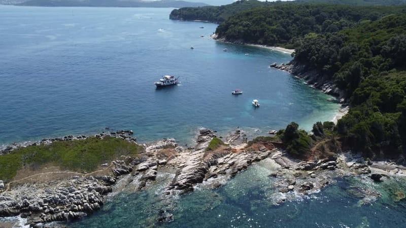 Northeast Corfu Coastal: Swim, Snorkel with lunch & drinks - The return trip with Greek music and fruit