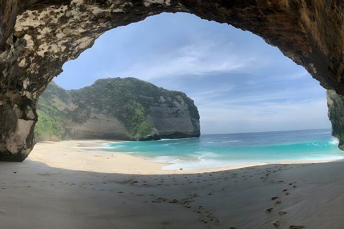 Nusa Penida Island Beach Tours with Snorkeling From Bali - Kelingking Beach and the Paluang Cliff question