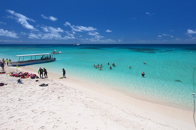 Ocean Spirit Sail to Michaelmas Cay Snorkel or Dive, from Cairns - Key points before you book