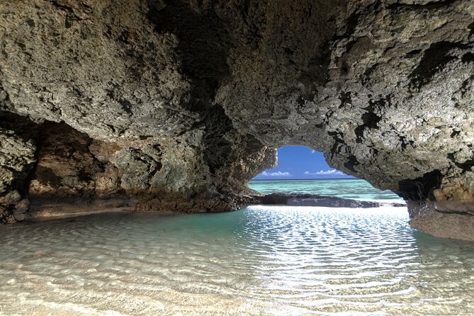Okinawa Ishigaki Blue Cave Snorkeling Tour - Equipment, showers, and what to bring