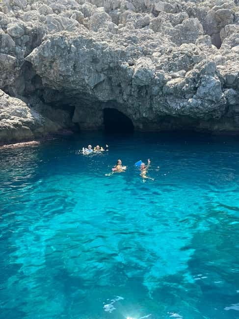 Palermo: Luxury Boat Tour with Snacks and Snorkeling - Is $113.24 a fair price?