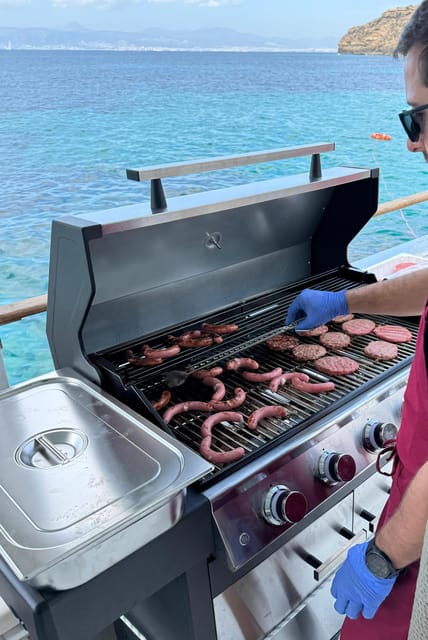 Palma Bay: Boat Tour with BBQ, Snorkelling, & Sunset Option - What this Mallorca boat trip is really like
