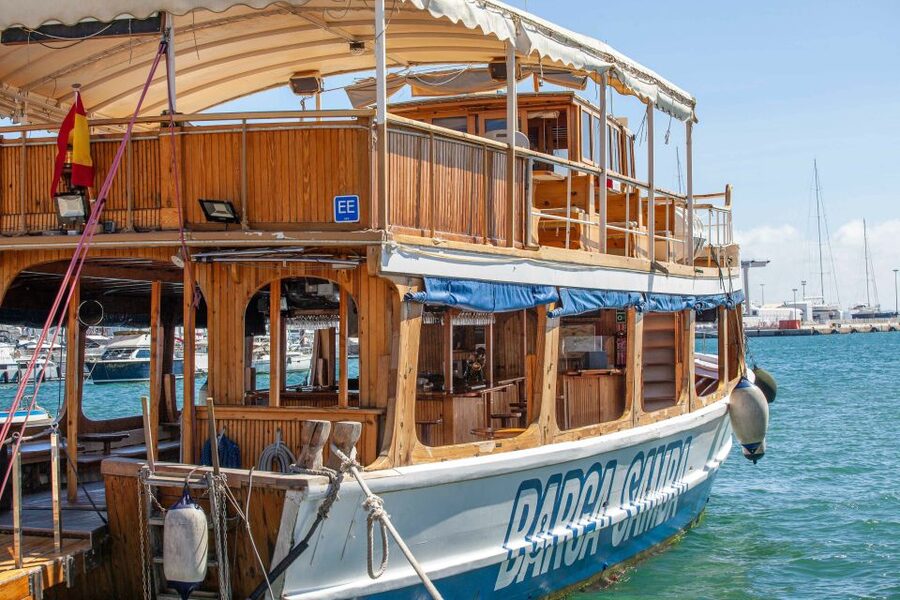 Palma de Mallorca: Palma Bay Boat Tour with Snorkeling - Key points at a glance