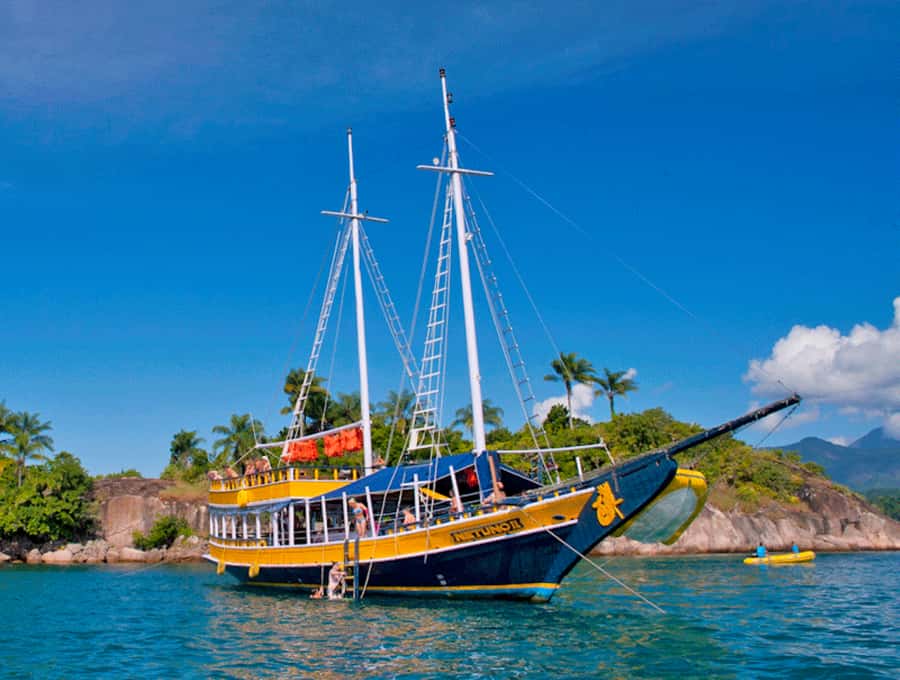 Paraty Bay: Islands & Beaches Boat Tour with Snorkeling - Key points before you book