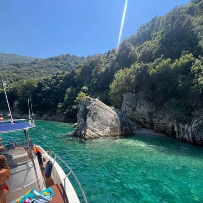 Pelagic Boat Tour7 destinations:drink+Snorkel+Umbrella️ - What the $36 price really includes