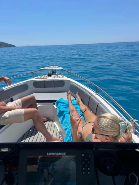 Pelagic Boat Tour7 destinations:drink+Snorkel+Umbrella️ - The return includes one more secret stop