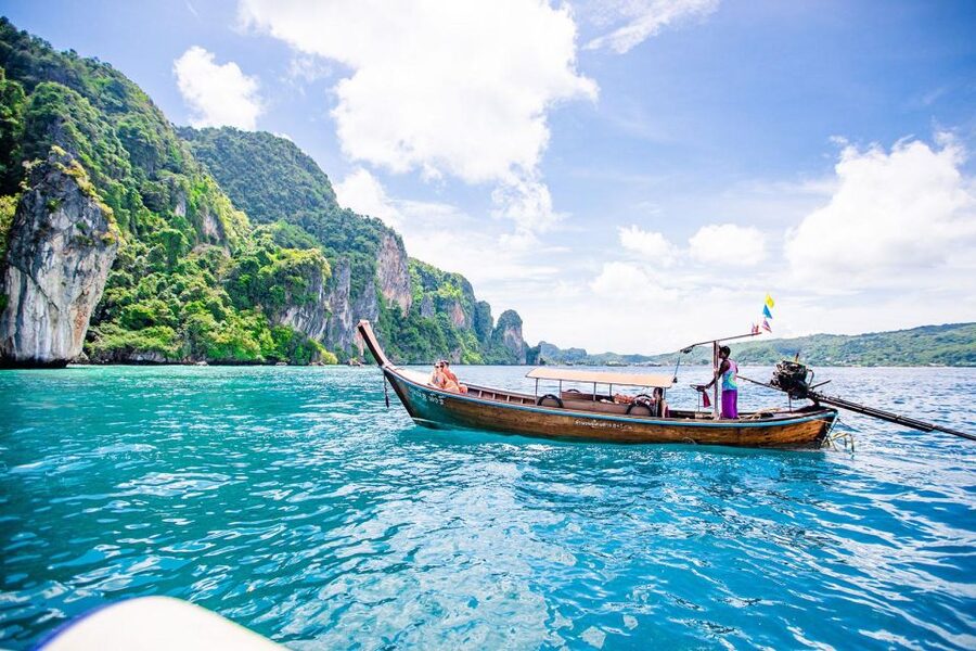 Phi Phi: Half-Day Phi Phi Snorkeling Trip by Longtail Boat - Monkey Beach and its wild residents