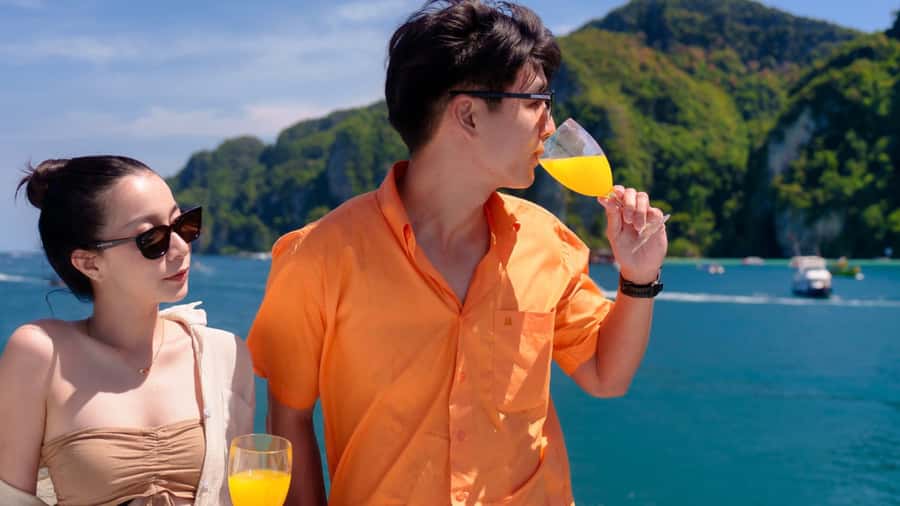 Phi Phi Island Highlights: Cruise, Snorkel & Buffet Lunch - What This Phi Phi Day Is Really Like