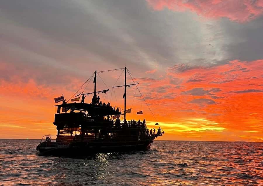 Phi Phi: Pirate Boat with Snorkeling, Kayaking, and Party - Key things to know before booking