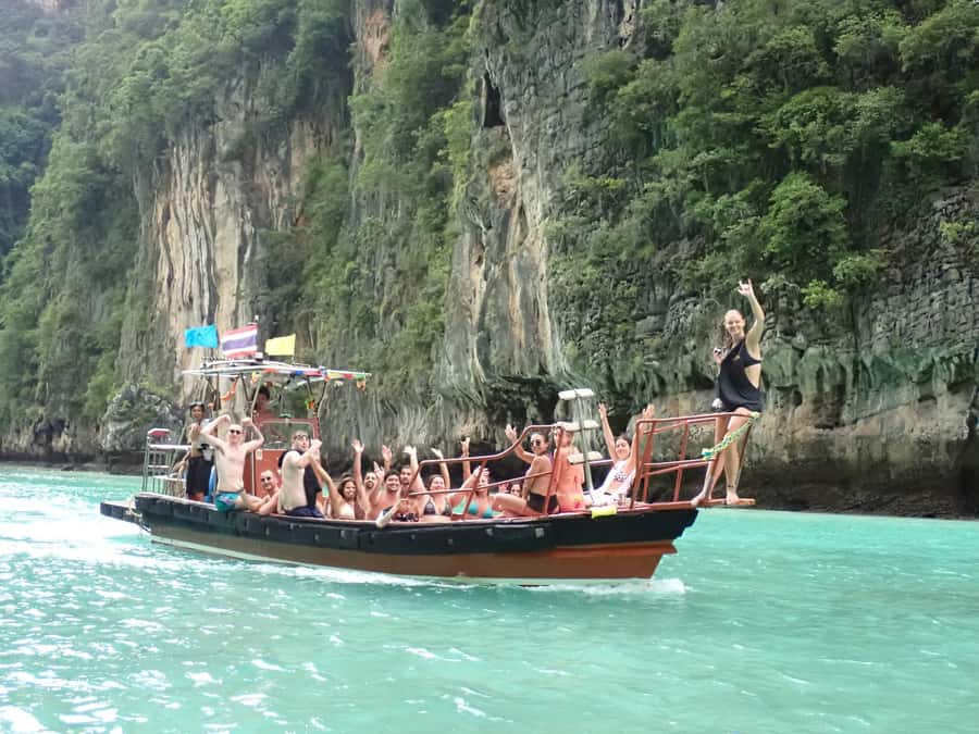 Phi Phi: Pirate Boat with Snorkeling, Kayaking, and Party - Who will enjoy this trip most