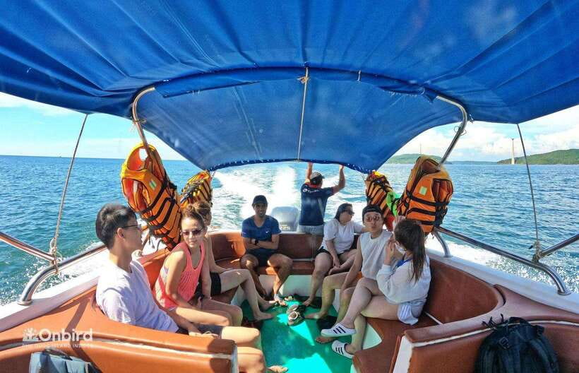 Phu Quoc: Speed Boat Tour 4 Islands - 2 Reefs Snorkeling - Reef one: fish, shallow confidence, and changing visibility