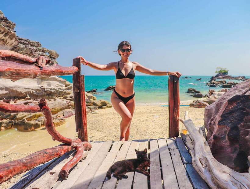 Phuket: 3 Khai Islands Relax & Snorkeling Half/Full Day Tour - Khai Nok, shallow water and beach time