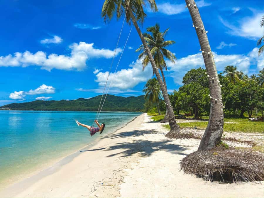Phuket: 4 Islands Krabi Adventure & Snorkeling Day Tour - Lao Kar and Ao Kar: cave views and snorkeling