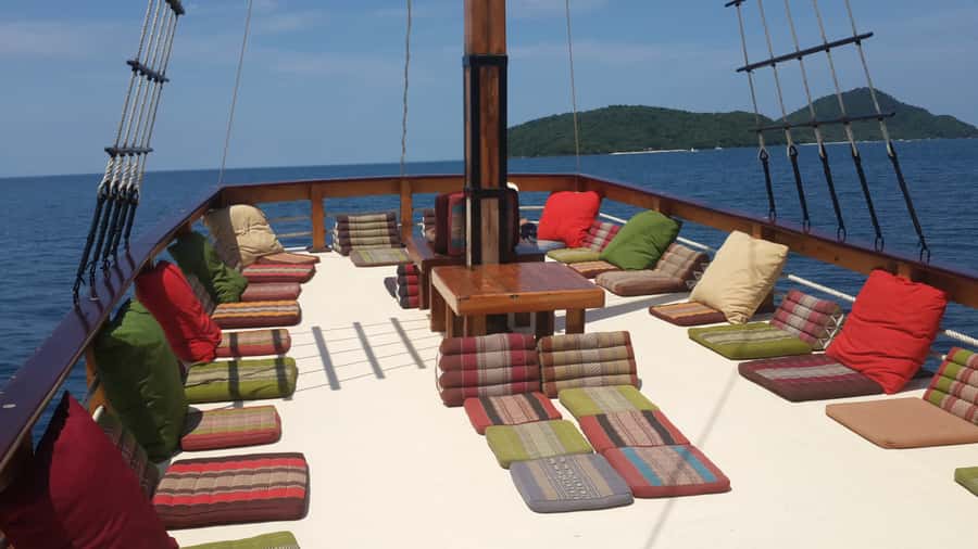 Phuket: Escape the crowds on relaxing boat (Snorkelling) - More water time, then a coffee stop at Kata