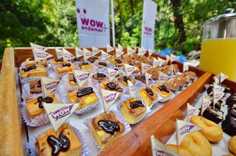 Phuket/Khao Lak: Speedboat Snorkeling Trip to Surin Islands - Breakfast at Wow Andaman Pier