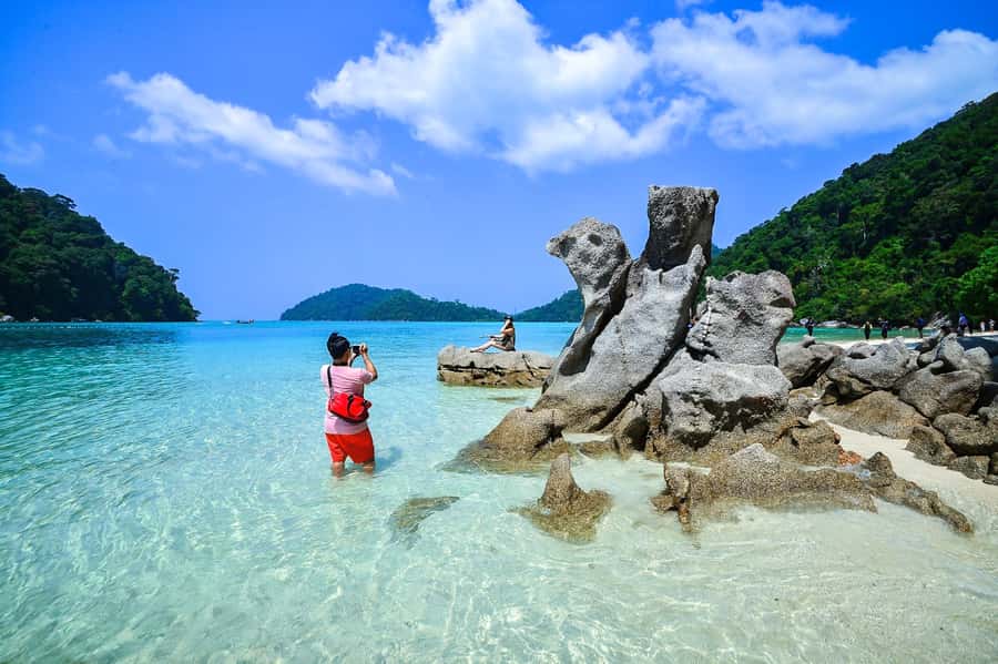 Phuket/Khao Lak: Speedboat Snorkeling Trip to Surin Islands - Meeting the Moken on Surin Tai