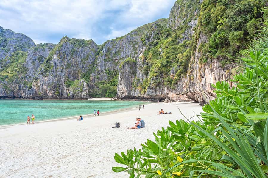 Phuket: Relaxed Phi Phi & Khai Islands Beach Snorkeling Tour - Who will enjoy this Phuket island tour