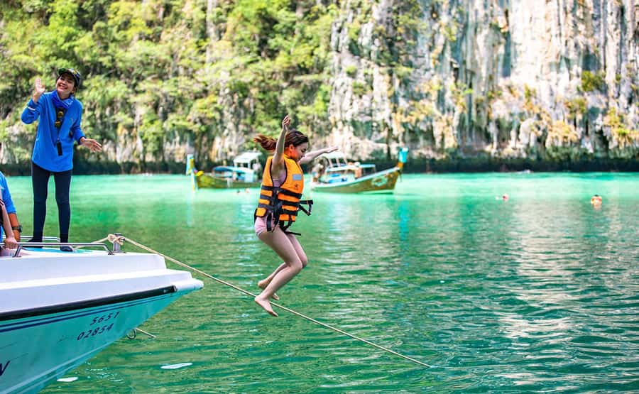 Phuket: Relaxed Phi Phi & Khai Islands Beach Snorkeling Tour - AA Marina and the premium speedboat