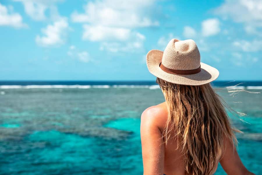 Port Douglas: Outer Barrier Reef Snorkel and Dive Options - The crew is a major part of the value
