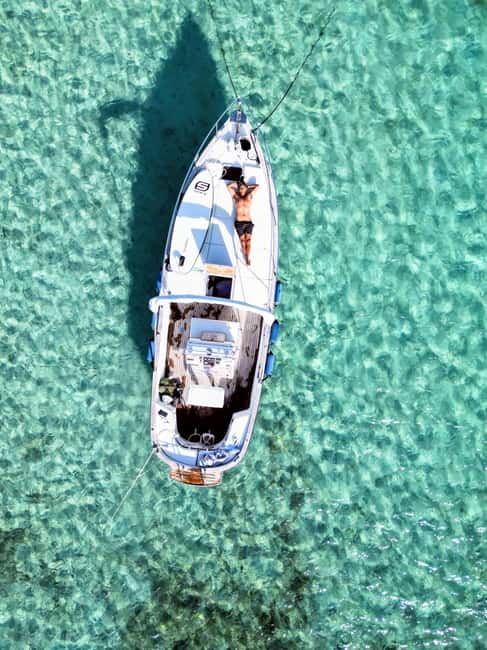 Porto San Paolo: Tavolara and Molara, Tour + Aperitif and Snorkeling - Why this small boat makes a difference